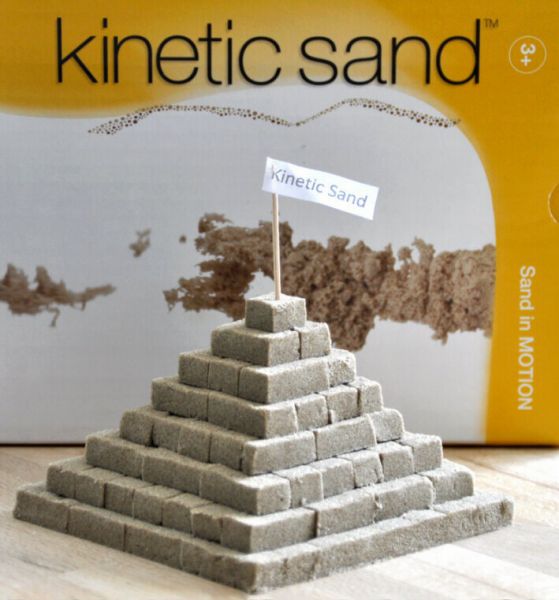 Ziegelformer für kinetic sand